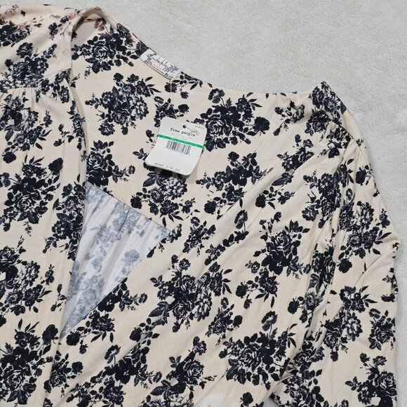 Free People ✦ Floral Print Deep V Bodysuit ✦ Long Sleeve Stretchy Size S NWT - Picture 11 of 16